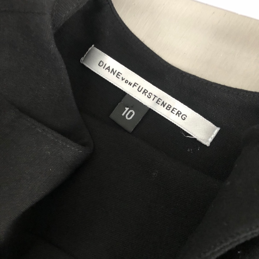 Diane Von Furstenberg... little black dress - Picture 2 of 15
